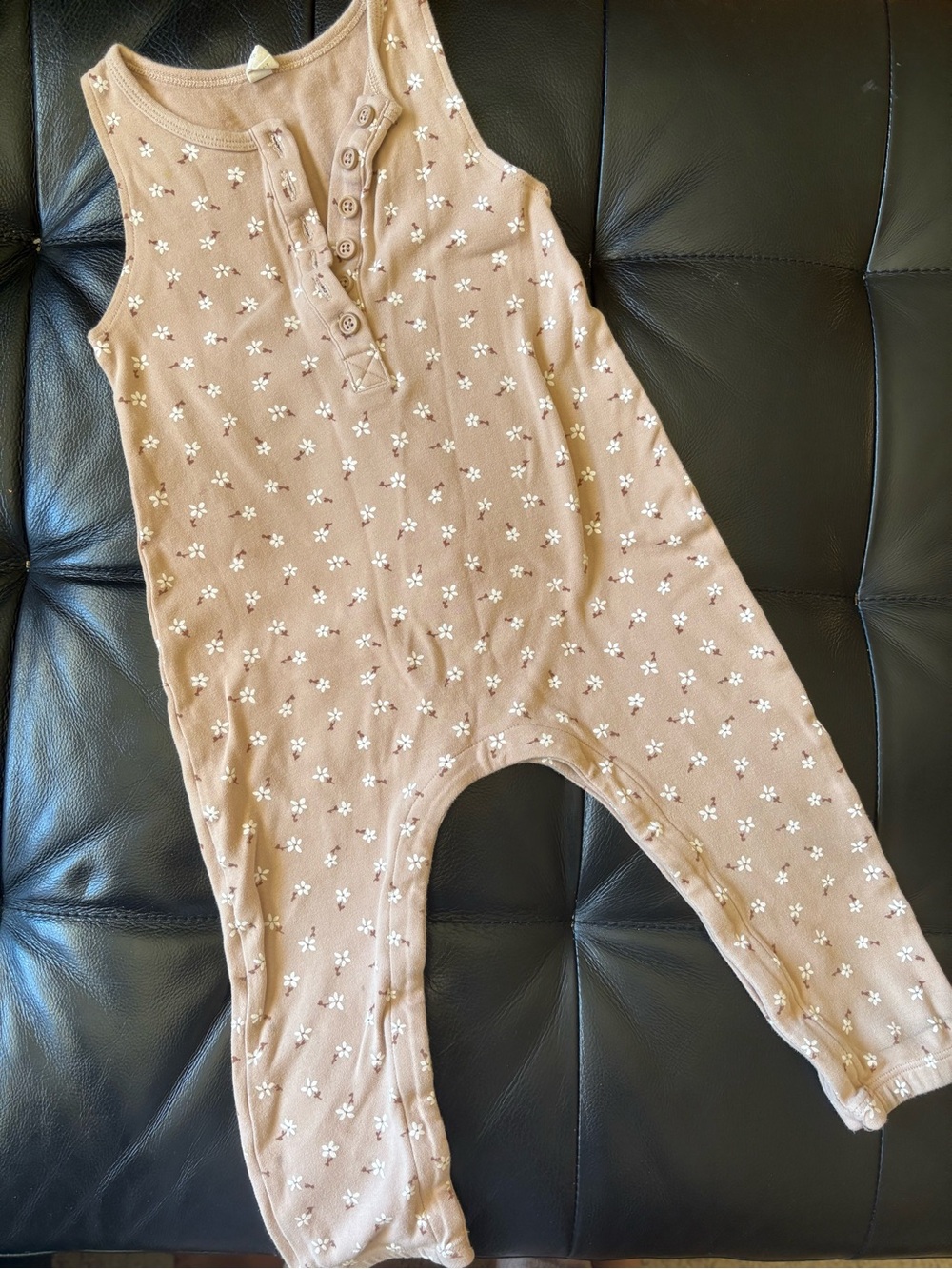 Quincy Mae sleeveless romper size 2-3y